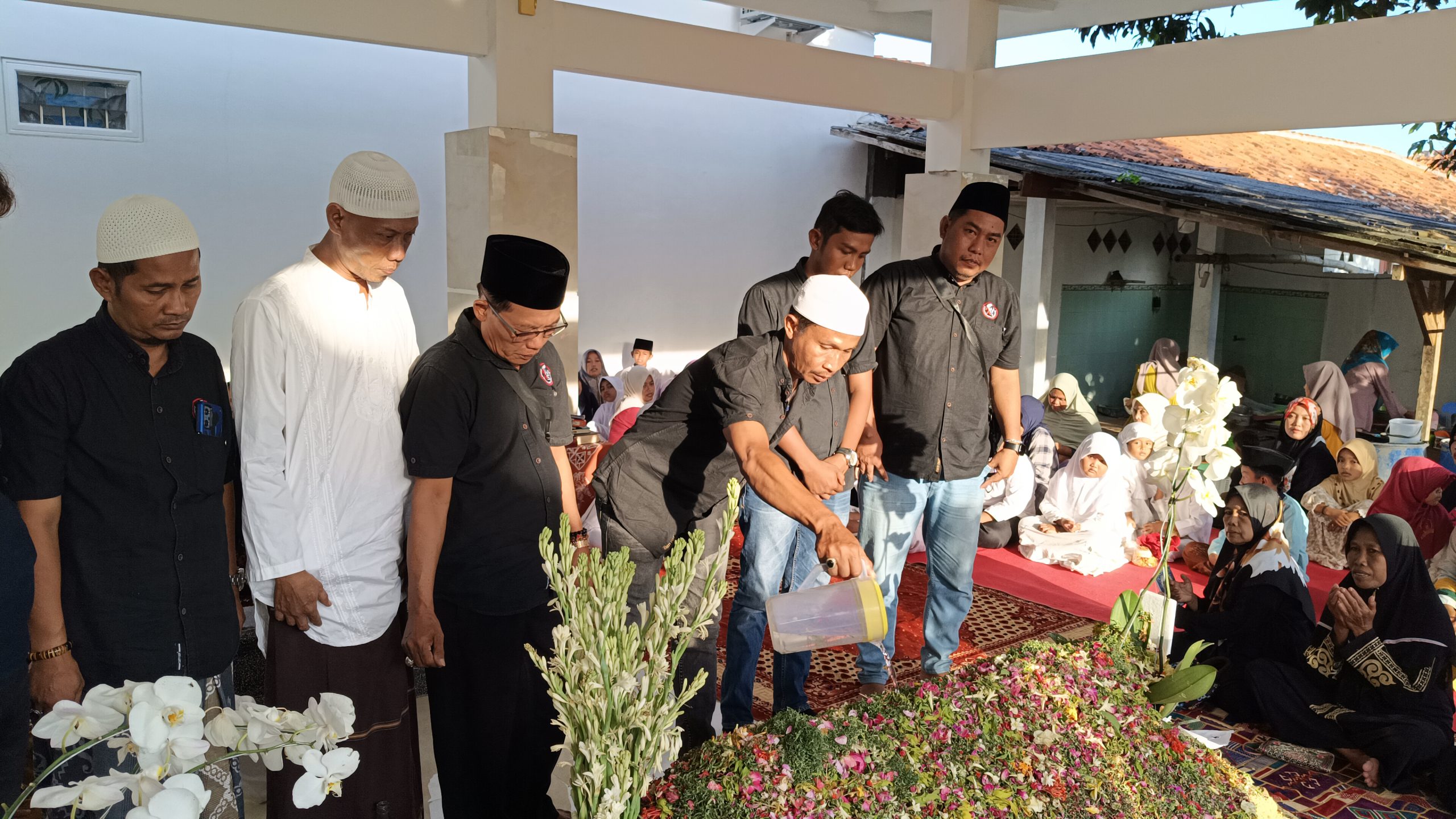 Awas Gelar Takziah Di Rumah Duka Hj. Mimin Hariyati