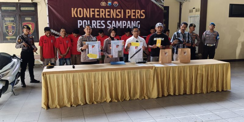 Gelar Konferensi Pers, Polres Sampang Berhasil Ringkus 12 Tersangka Kriminal