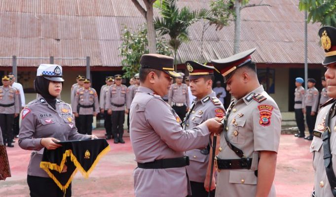 Pimpin Sertijab Dua Kasatnya, Kapolres Kotamobagu Tantang Pejabat Baru Segera Menyesuaikan dan Berinovasi