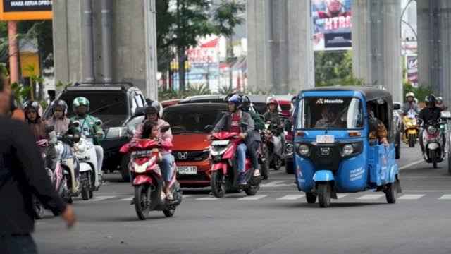 Jadi Biang Macet, Regulasi Bajai Patut DiPertanyakan Bagi Kalangan Masyarakat Sekitar