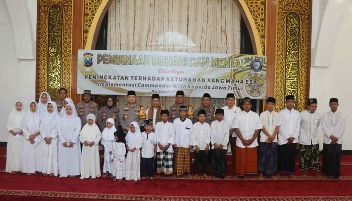 Polres Pasuruan Gelar Binrohtal Rutin Dan Santunan Anak Yatim