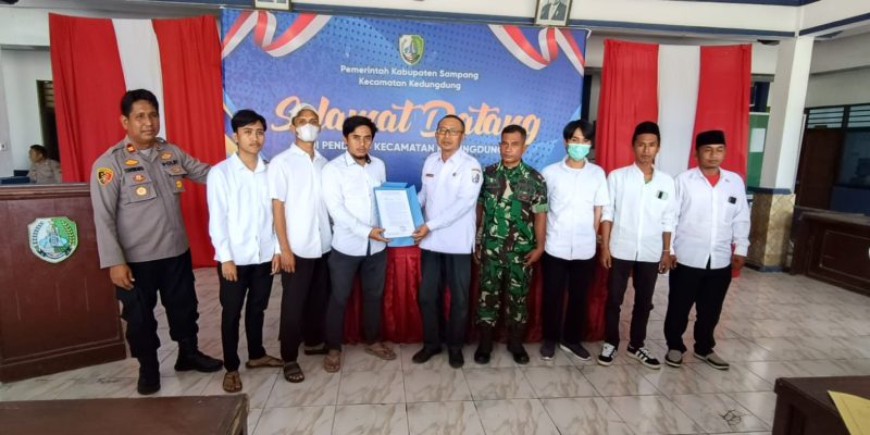 Tolak Pergantian Pj Kades, BPD Dan Tokoh Masyarakat Desa Banjar Datangi Kantor Kecamatan Kedungdung