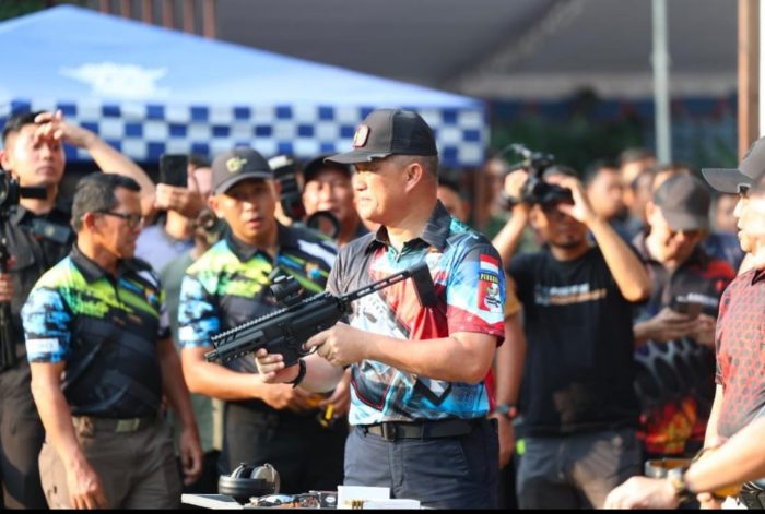 Peringati HUT Bhayangkara ke 78, Polda Jatim Gelar Lomba Menembak Kapolda Cup