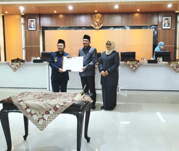 Sidang Paripurna DPRD Kabupaten Pasuruan, Gelar Dua Agenda Sekali