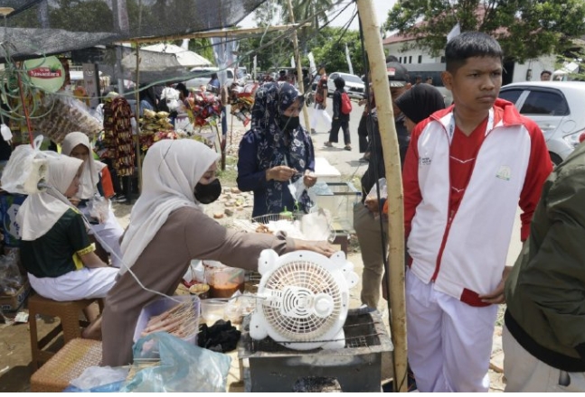 Imbas Popda, Pedagang Kuliner Raup Untung Banyak
