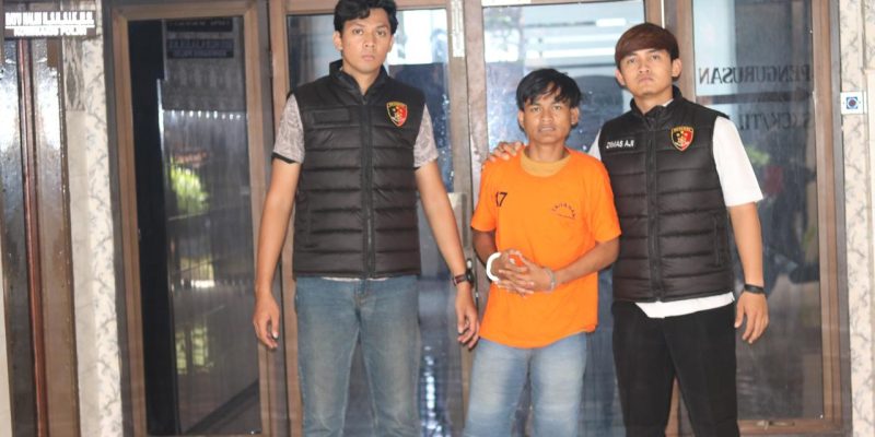 Unit Reskrim Polsek Genteng Hadiahi Timah Panas Ke Pelaku Curanmor Usai Melawan Dan Beraksi Di 13 TKP ‌