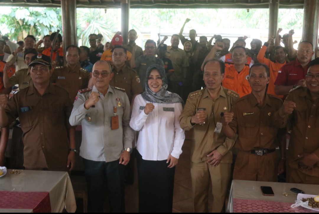 Cegah Terjadinya Bencana Alam, Bupati Ikfina Minta Desa Miliki Peta Bencana