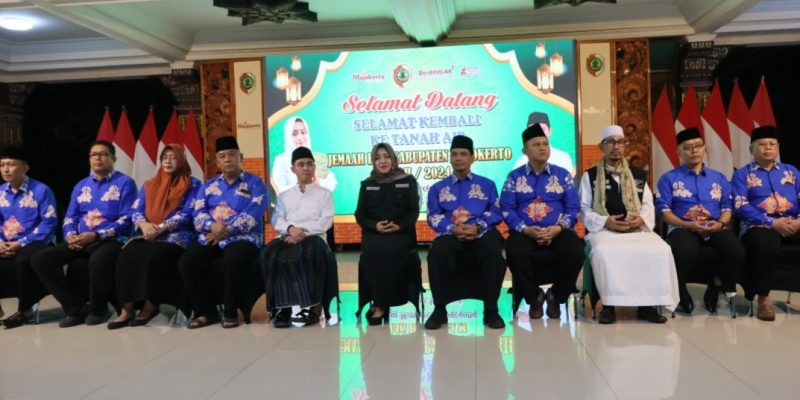 Bupati Dan Wabup Mojokerto Sambut Kedatangan 366 Jamaah Haji
