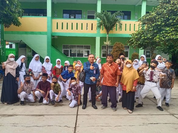 Ada ,”Dugan Mavia,” Yang Dilakukan Oleh Kabid SMP Joko Sosilo Kalaborasi dengan Anggota DPRD Kota Depok
