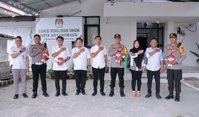 Jelang Tahapan Pemilukada 2024 Kapolres Check Situasi dan Kondisi Gudang Logistik KPU Kotamobagu
