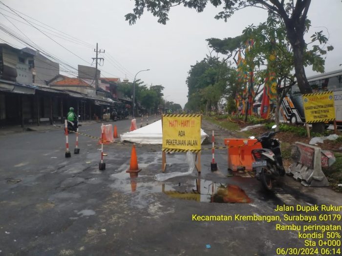 Pemkot Surabaya Lanjutkan Betonisasi Jalan Dupak Sisi Selatan