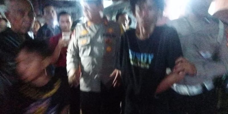 Quick Response datangi TKP,  Polsek Genteng Berhasil Amankan Terduga Pelaku Pencurian Aki dari Amuk Warga