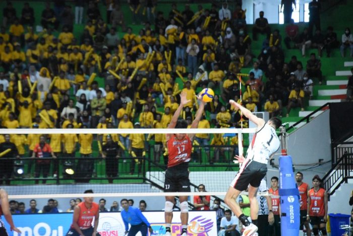 PJ Gubernur Jatim Saksikan LavAni Kalahkan Bhayangkara Presisi