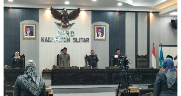 Ketua DPRD Kab Blitar Buka Sidang Paripurna Terhadap Penjelasan Bupati Soal Ranperda RPJPD 2025-2045