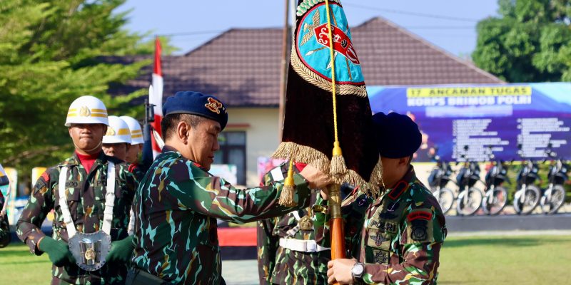 Kapolda Pimpin Sertijab, Kombes Pol Nugroho Tri Nuryanto Resmi Jabat Dansatbrimob Polda Kalteng