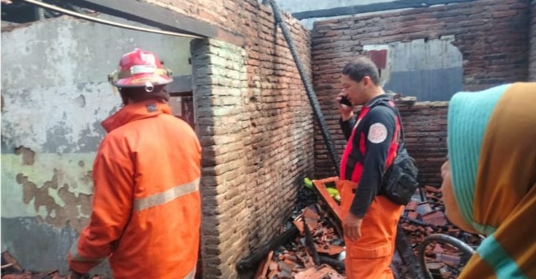 Sebuah Rumah di Pekalongan Ludes Terbakar, Penyebab Diduga dari Obat Nyamuk Bakar