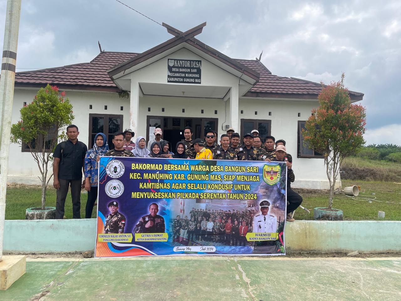 Bakormad Bersama Warga Desa Bangun Sari Siap Menjaga Kamtibmas Untuk Sukseskan Pilkada Serentak Tahun 2024