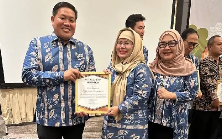 Dinkes Kabupaten Purwakarta Raih Penghargaan Dari Dinkes Propinsi Jawa barat