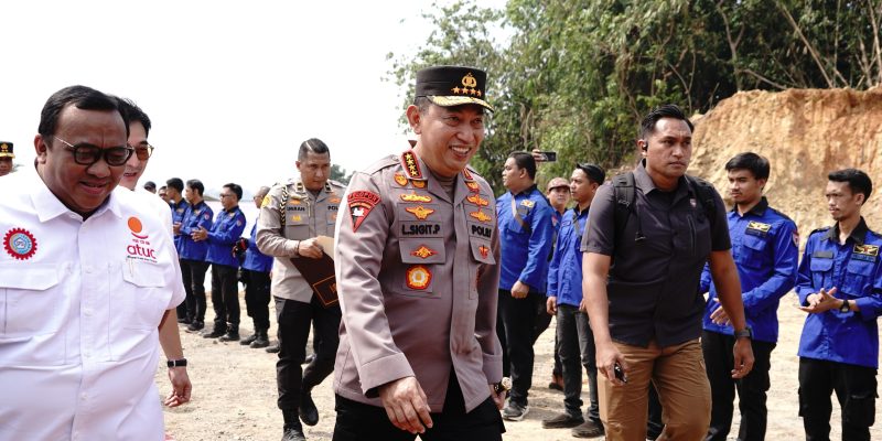 Peletakan Batu Pertama Pembangunan Gedung Pusdiklat SPSI di Kawasan Jatiluhur Kab. Purwakarta