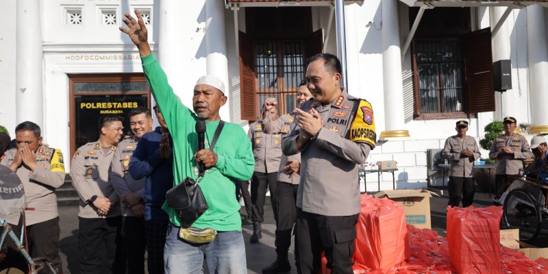 Sarapan Bareng Abang Becak, Kapolrestabes Surabaya Jalin Silaturahmi dan Perkuat Kamtibmas