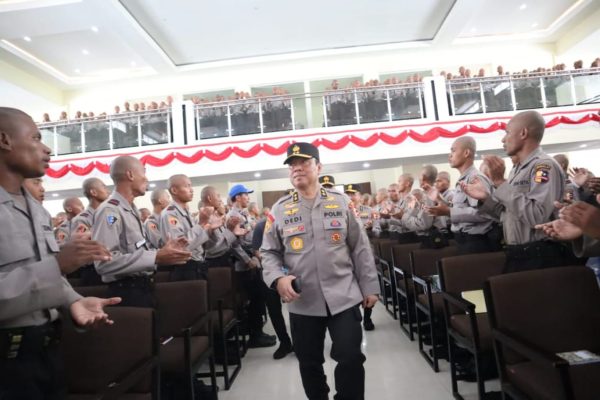 64 Orang Asli Papua Jalani Pendidikan Tamtama di SPN Polda Kalimantan Timur TA. 2024