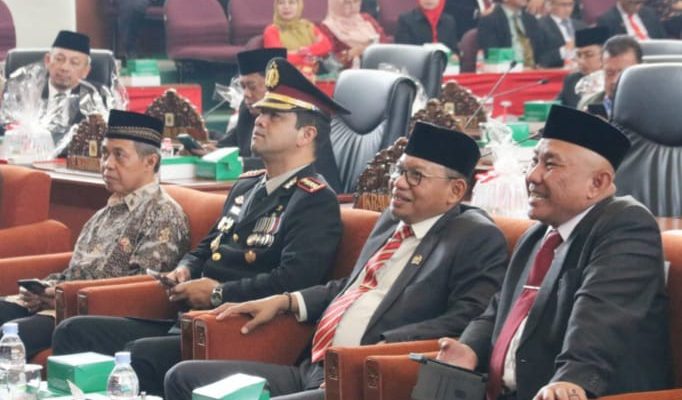 Rapat Paripurna DPRD Kota Depok Sambut HUT RI ke -79 , Dengarkan Pidato Presiden RI. Joko Widodo