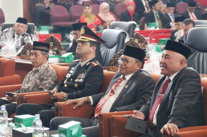 Rapat Paripurna DPRD Kota Depok Sambut HUT RI ke -79 , Dengarkan Pidato Presiden RI. Joko Widodo