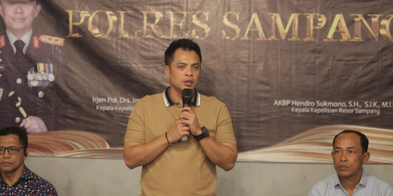 Jalin Sinergi Jaga Kamtibmas, Kapolres Sampang Ajak Ratusan Awak Media Ngopi Bareng