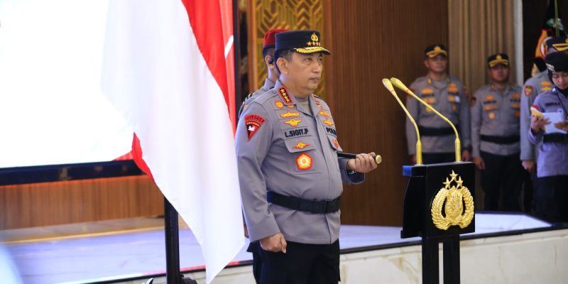 Kapolri Pimpin Kenaikan Pangkat 16 Pati Polri
