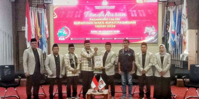 Pendaftaran Ke KPU Calon Bupati Dan Wakil Bupati M.Rusdi Dengan Gus Shobih Asrori Periode Tahun 2024-2029