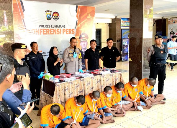 Polres Lumajang Ungkap 5 Kasus Narkoba, 8 Tersangka Berhasil Dibekuk