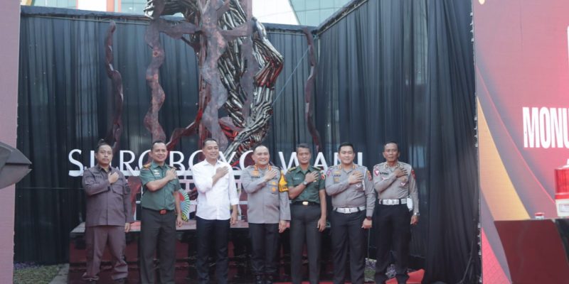 Monumen Knalpot di Resmikan Kapolrestabes Bersama Walikota Surabaya