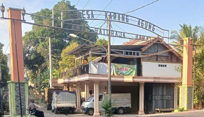 Diduga Selewengkan Dana Desa Kepala Desa Karang Agung Tawarkan Sejumlah Uang Kepada Wartawan.