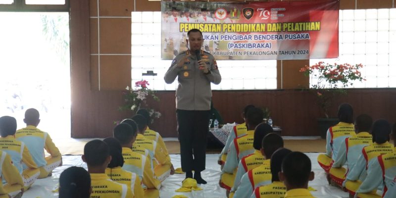 Berikan Pembekalan Kepada Paskibraka di Kabupaten Pekalongan, Ini yang Disampaikan Kapolres