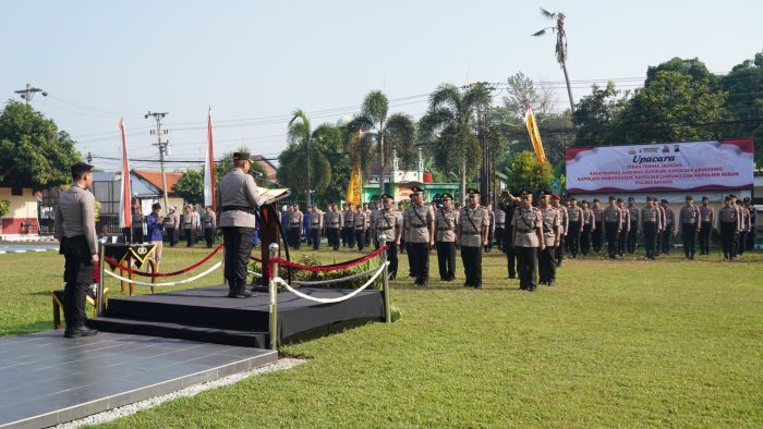Kapolres Batang Pimpin Upacara Sertiijab