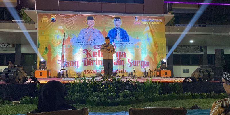 Cooling System Jelang Pilkada, Polres Batang Gelar Tabligh Akbar Bareng Ustadz Wijayanto