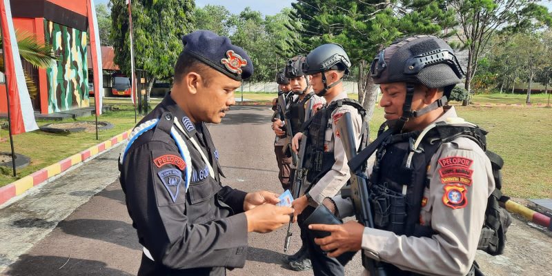 Provos Batalyon B Pelopor Brimob Kalteng Gelar Pemeriksaan Personel