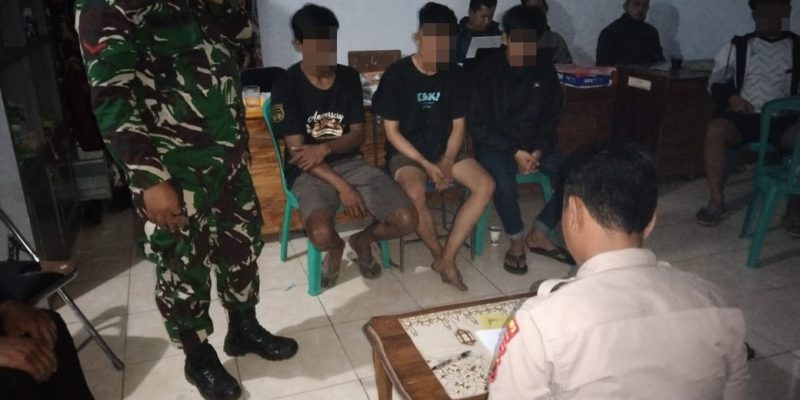 Melalui Problem Solving, Bhabinkamtibmas dan Babinsa Lebakbarang Selesaikan Masalah Terkait Kesalahpahaman dan Bullying