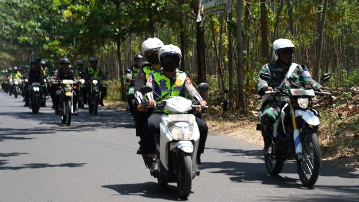 Jelang Pilkada 2024, TNI-Polri Gencarkan Patroli Gabungan di Batang