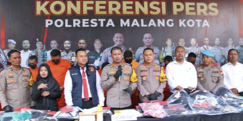 Polresta Malang Kota Berhasil Amankan Komplotan Pencuri Modus Gembosi Ban Nasabah Bank