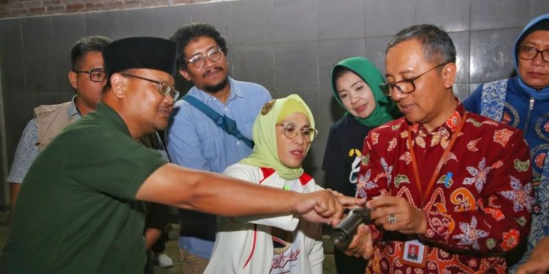 Pemotongan dan Permintaan Daging RPH Surabaya Stabil Walau Digoncang