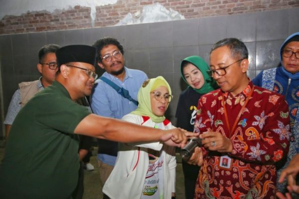 Pemotongan dan Permintaan Daging RPH Surabaya Stabil Walau Digoncang