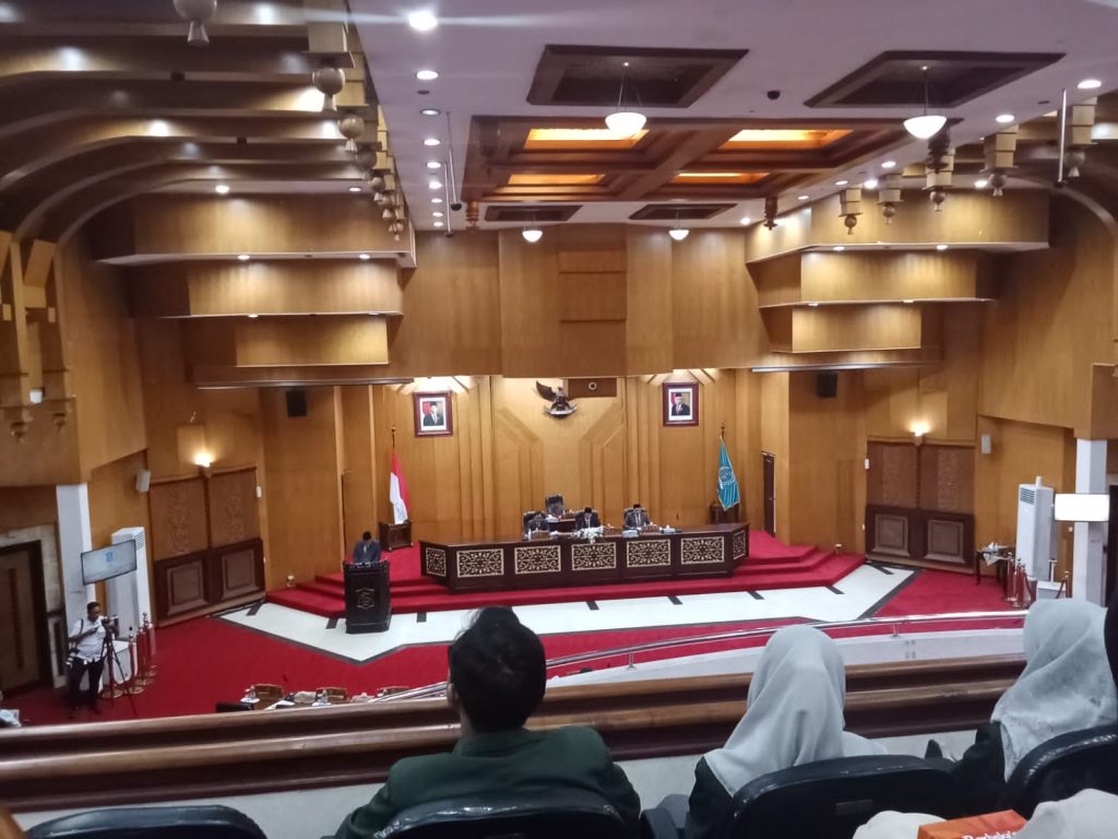Rapat Paripurna DPRD Kota Surabaya Usul Nama, Susunan Keanggotaan Fraksi-fraksi