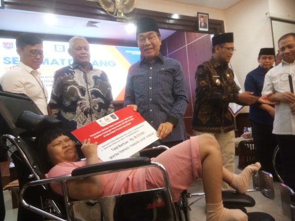 Wakil Walikota Depok Ir. H. Imam Budi Hartono,  Membuka Festival Untuk Ilustrasi Ekonomi Tahun 2024