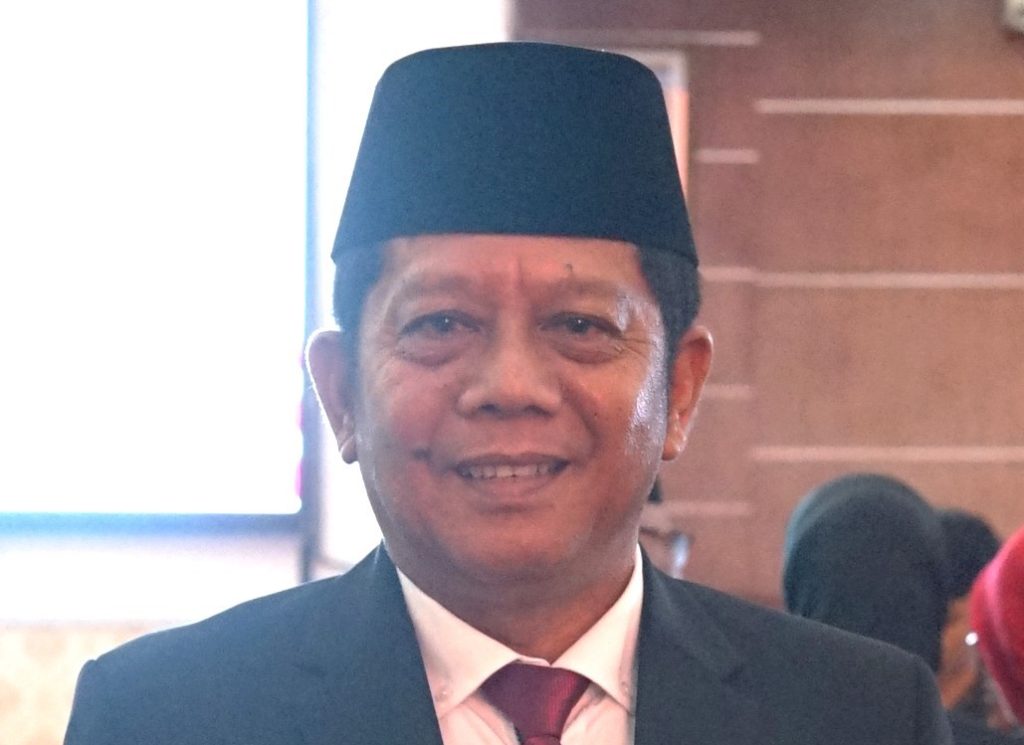 Entis Sutisna dari PDI Pejuangan Ditetapkan Jadi Pimpinan DPRD Purwakarta