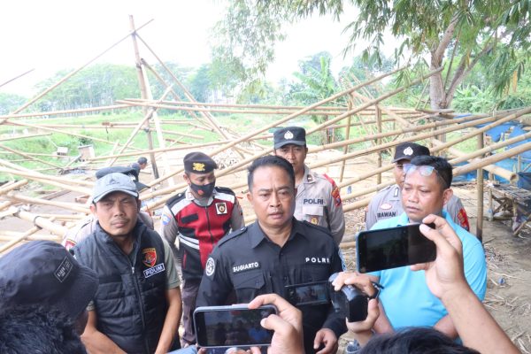 Polres Lumajang Gerebek Arena Sabung Ayam di Dawuhan Lor