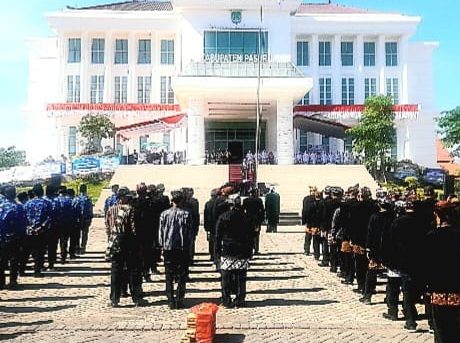 Memperingati Hari Jadi Kabupaten Pasuruan ke-1095, Pemerintah Kabupaten Pasuruan Menggelar Upacara Bendera