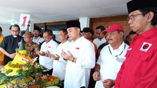 Peresmian Basecamp Pemenangan Eri Cahyadi dan Armuji