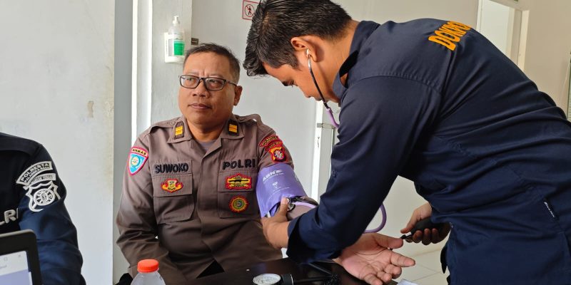 Peduli Kesehatan Internal, Sidokkes Polresta Palangka Raya Beri Layanan Pemeriksaan Kesehatan