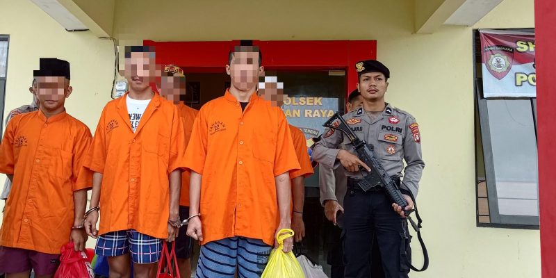 Polresta Palangka Raya Kawal Pemindahan 5 Tahanan ke Rutan Kelas II A